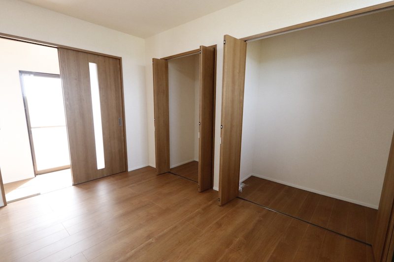 古河市中田　中古戸建 内観写真（リビング以外の居室）