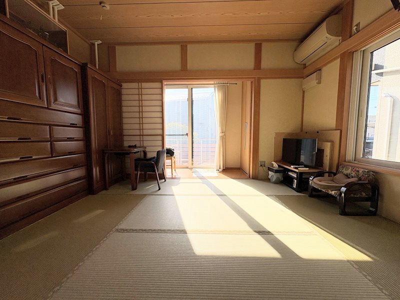 阿見町南平台２丁目　中古戸建 内観写真（リビング以外の居室）