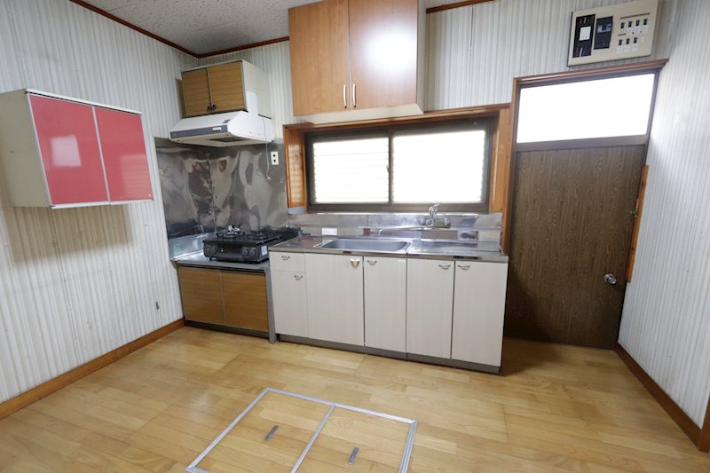 古河市三杉町２丁目　中古戸建 内観写真（キッチン）