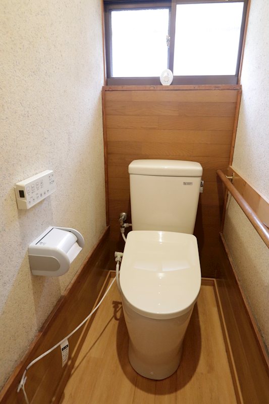 古河市三杉町２丁目　中古戸建 内観写真（トイレ）