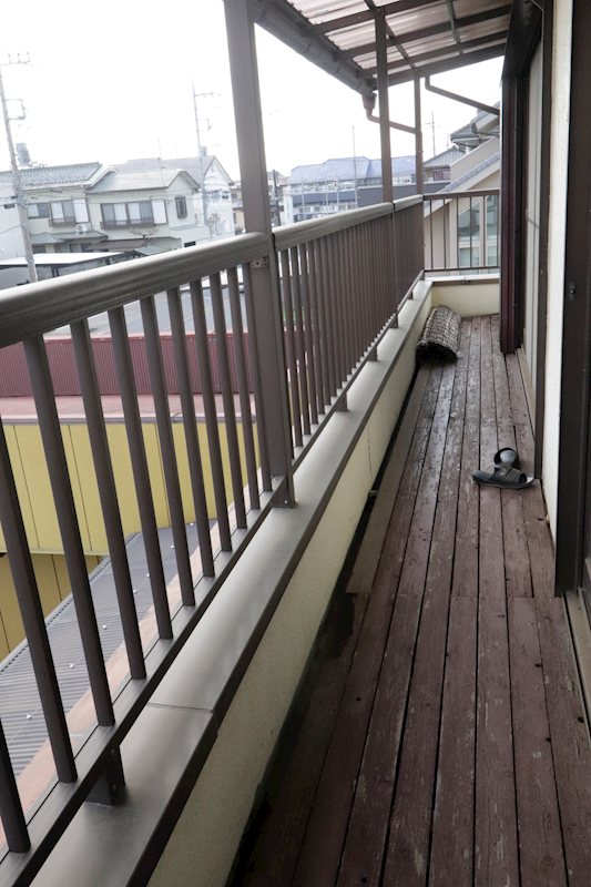古河市三杉町２丁目　中古戸建 現地写真（バルコニー）