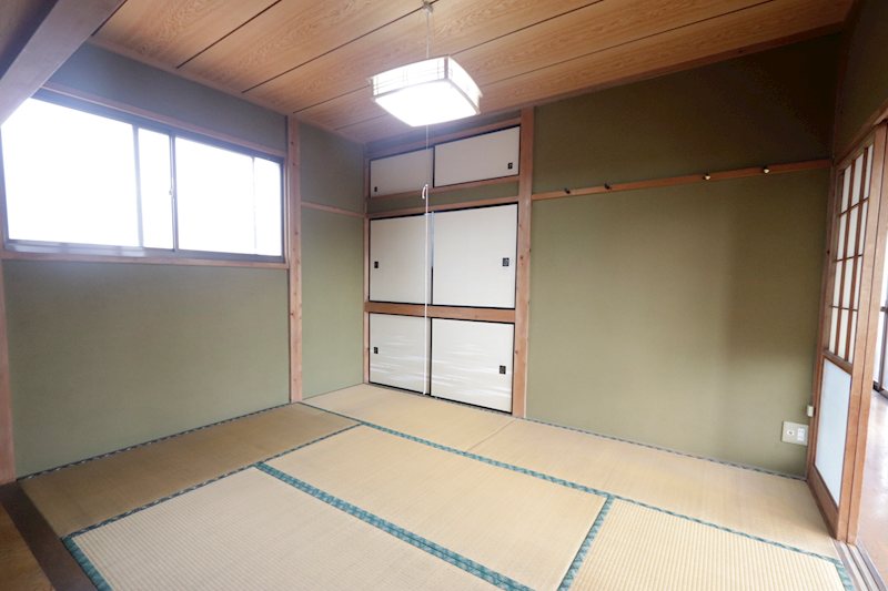 古河市三杉町２丁目　中古戸建 内観写真（リビング以外の居室）