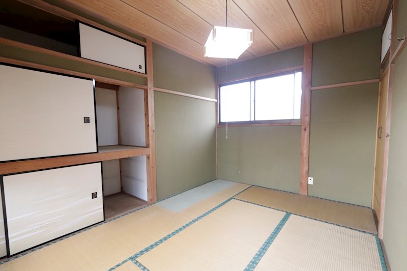 古河市三杉町２丁目　中古戸建 内観写真（リビング以外の居室）