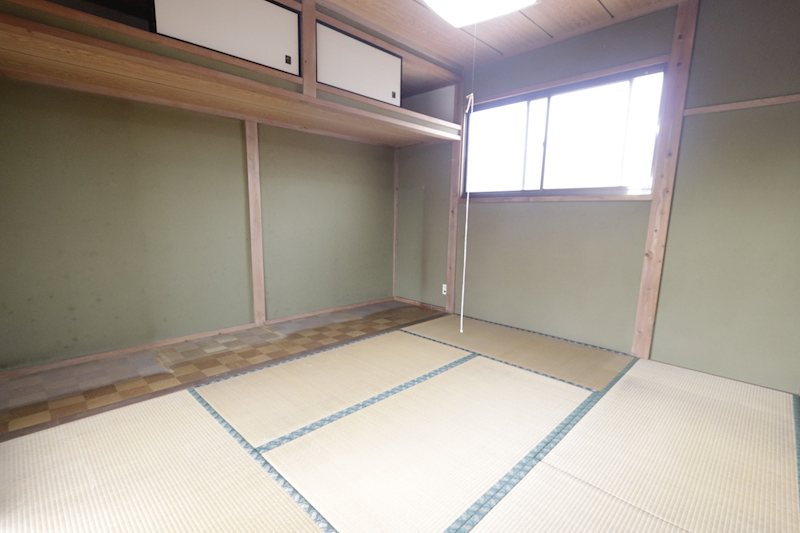 古河市三杉町２丁目　中古戸建 内観写真（リビング以外の居室）