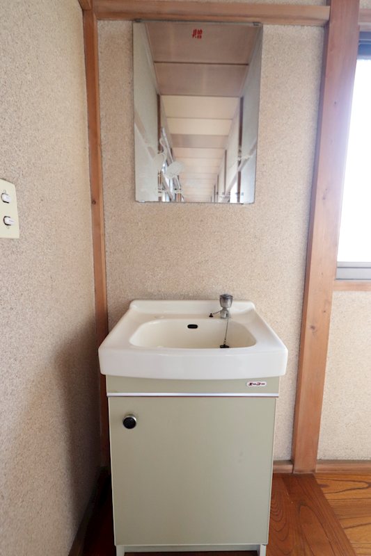 古河市三杉町２丁目　中古戸建 内観写真（洗面台・洗面所）