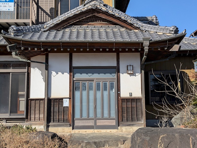 つくば市栗原　中古戸建 現地写真（玄関）