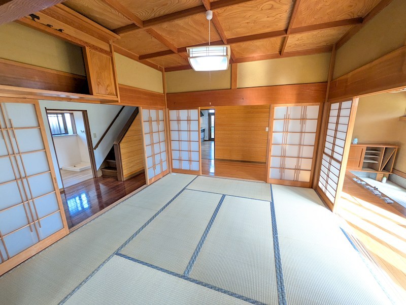 筑西市桑山　中古戸建 内観写真（リビング以外の居室）