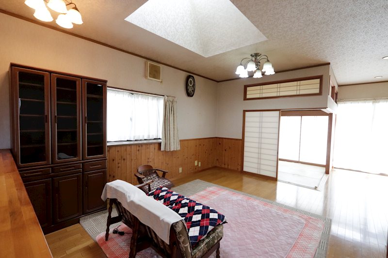 つくばみらい市陽光台２丁目　中古戸建 内観写真（リビング）