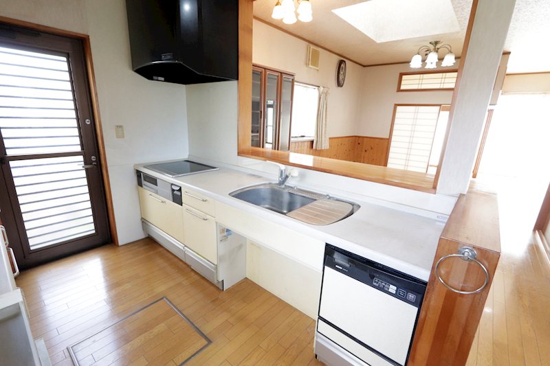 つくばみらい市陽光台２丁目　中古戸建 内観写真（キッチン）