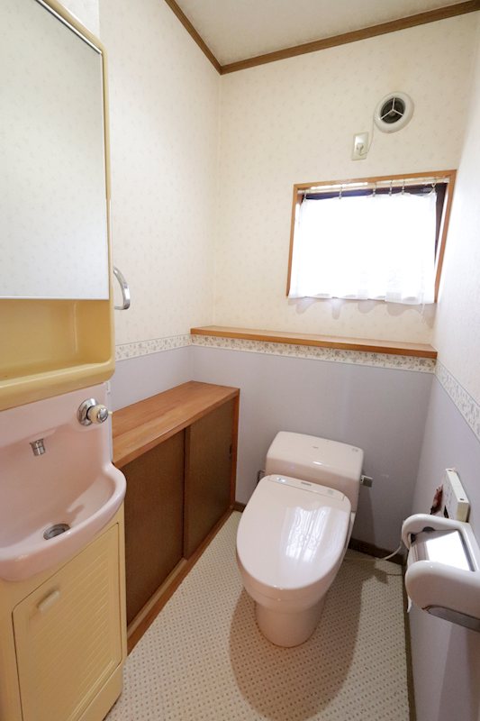 つくばみらい市陽光台２丁目　中古戸建 内観写真（トイレ）