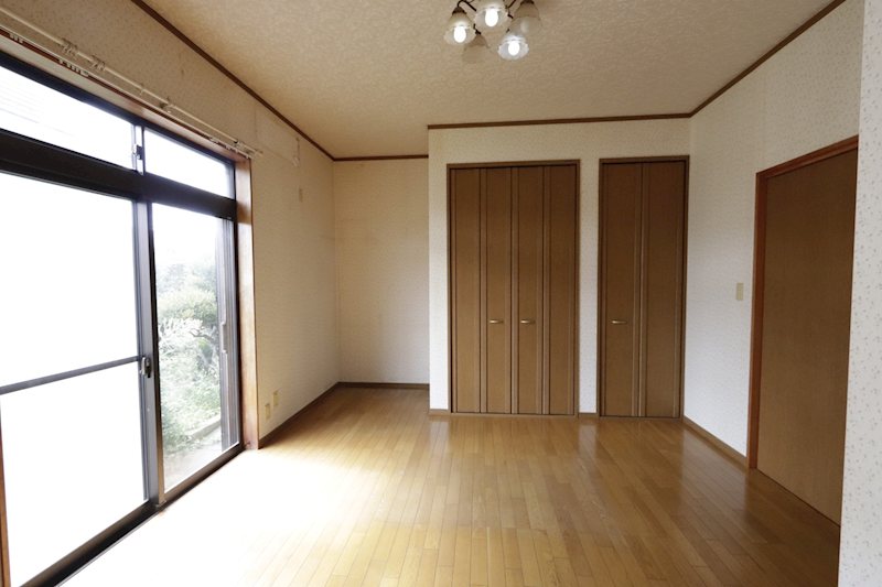 つくばみらい市陽光台２丁目　中古戸建 内観写真（リビング以外の居室）