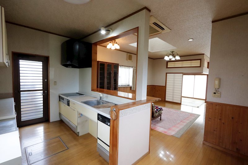 つくばみらい市陽光台２丁目　中古戸建 内観写真（キッチン）