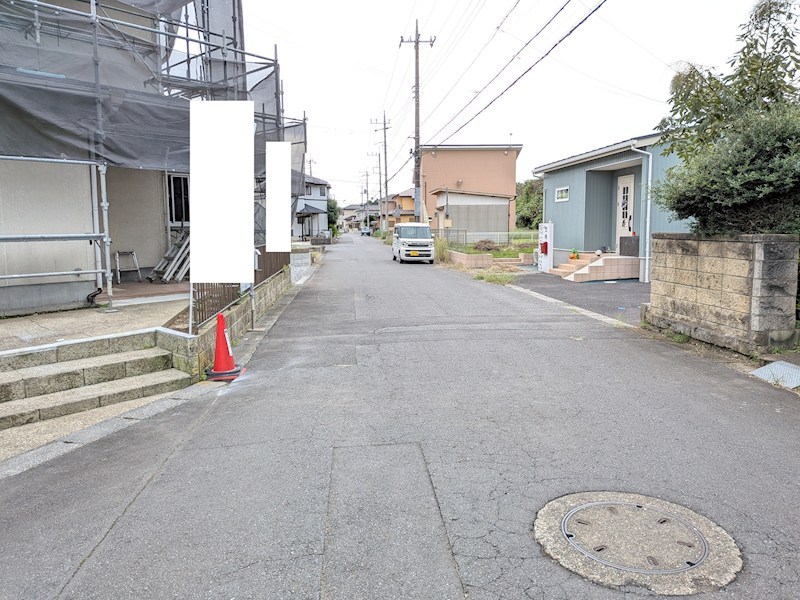 阿見町実穀　中古戸建 現地写真（前面道路含む現地写真）