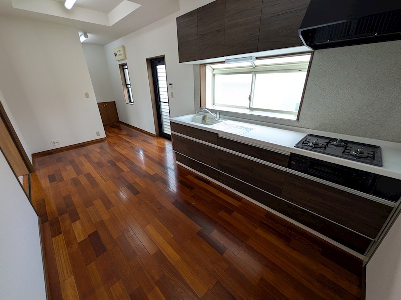 筑西市みどり町１丁目　中古戸建 内観写真（キッチン）