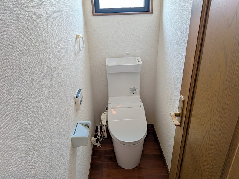 筑西市みどり町１丁目　中古戸建 内観写真（トイレ）