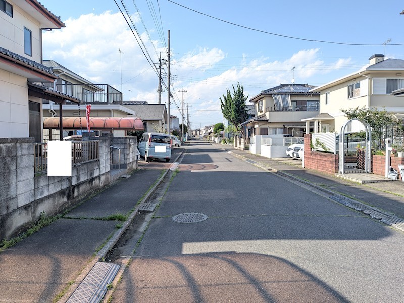 筑西市幸町３丁目　中古戸建 現地写真（前面道路含む現地写真）