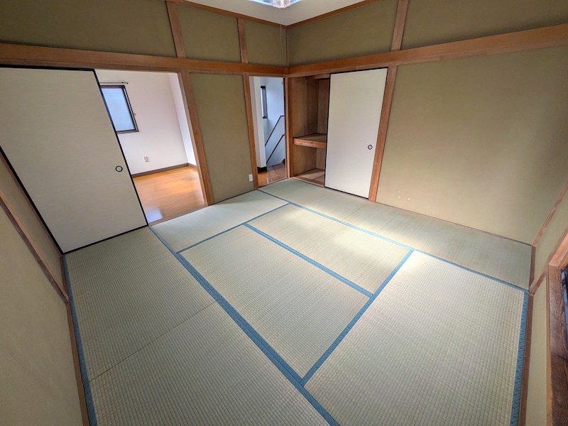 筑西市幸町３丁目　中古戸建 内観写真（リビング以外の居室）