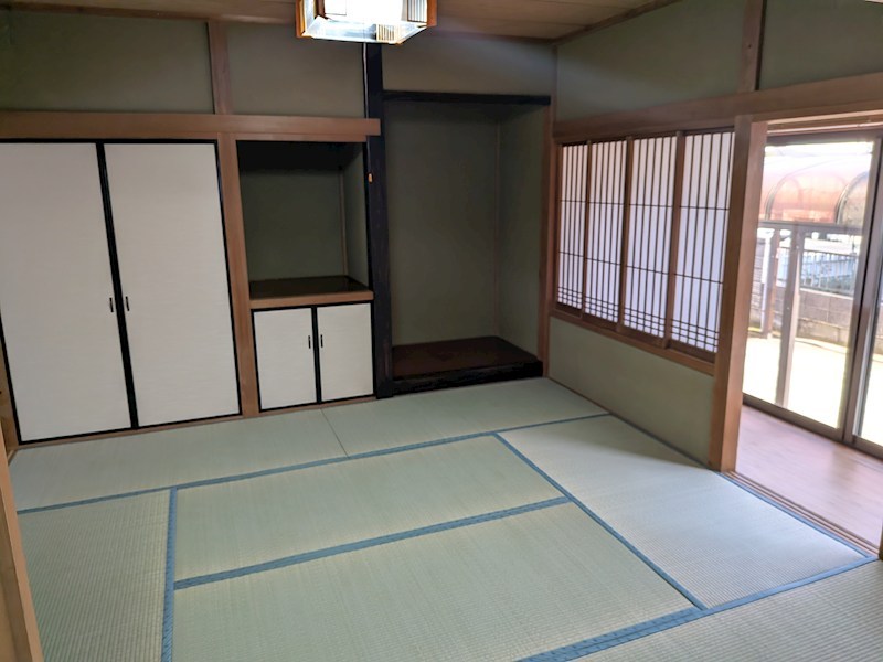 筑西市幸町３丁目　中古戸建 内観写真（リビング以外の居室）
