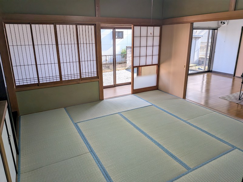 筑西市幸町３丁目　中古戸建 内観写真（リビング以外の居室）