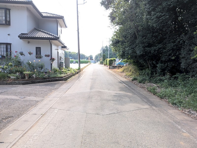 古河市長左エ門新田　中古戸建 現地写真（前面道路含む現地写真）