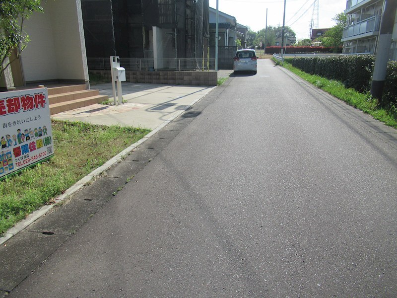 つくば市谷田部　中古戸建 現地写真（前面道路含む現地写真）
