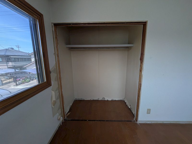 古河市上辺見　中古戸建 内観写真（収納）