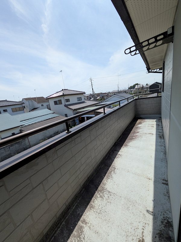 古河市上辺見　中古戸建 現地写真（バルコニー）