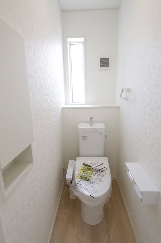 つくば市安食　新築戸建第２　１号棟 内観写真（トイレ）