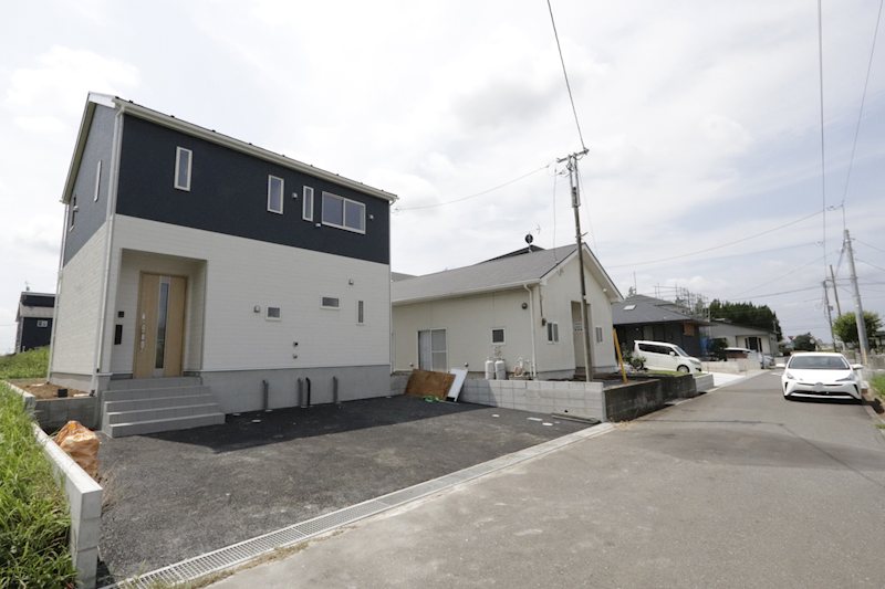 つくば市安食　新築戸建第２　１号棟 現地写真（前面道路含む現地写真）