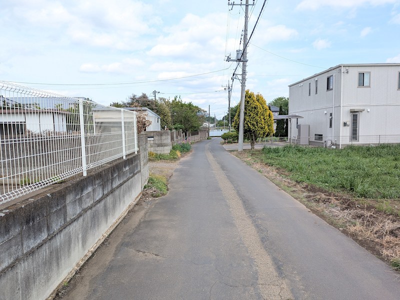 下妻市江　中古戸建 現地写真（前面道路含む現地写真）
