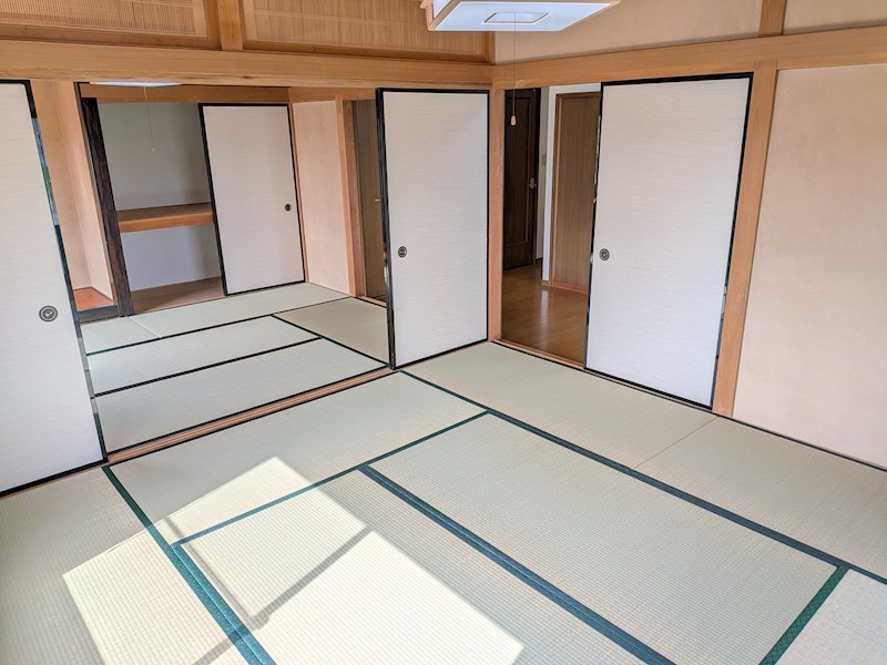 下妻市江　中古戸建 内観写真（リビング以外の居室）