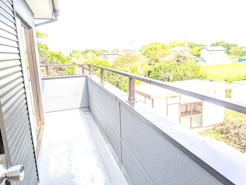 下妻市江　中古戸建 現地写真（バルコニー）