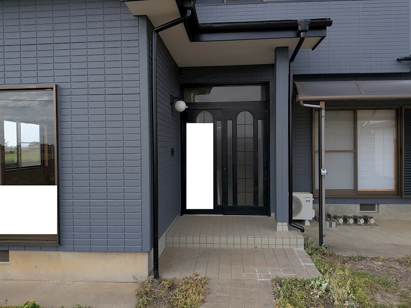 下妻市江　中古戸建 現地写真（玄関）