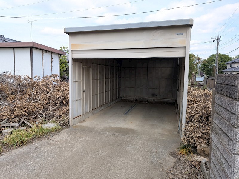 下妻市江　中古戸建 現地写真（駐車場）