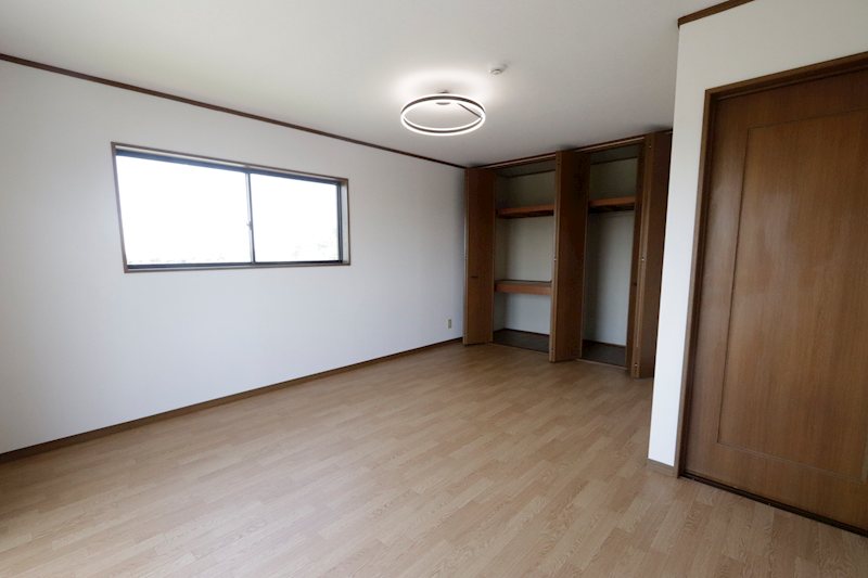 取手市米田　中古戸建 内観写真（リビング以外の居室）