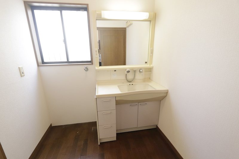 取手市米田　中古戸建 内観写真（洗面台・洗面所）