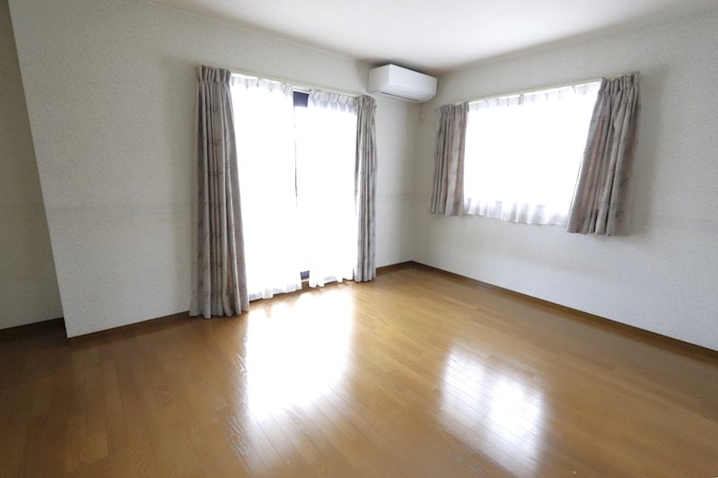 つくば市山中　中古戸建 内観写真（リビング以外の居室）