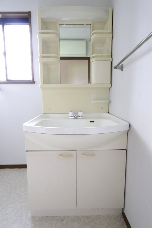 つくば市山中　中古戸建 内観写真（洗面台・洗面所）