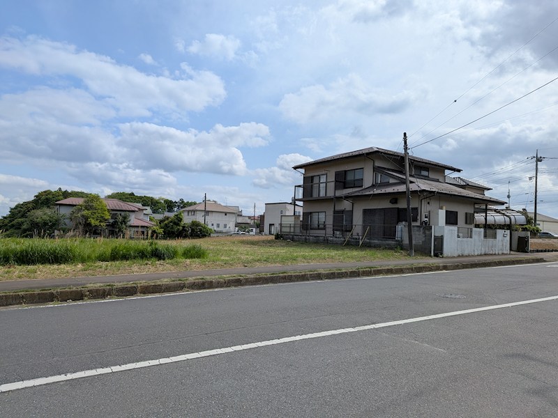 つくば市自由ヶ丘　土地 現地写真（前面道路含む現地写真）