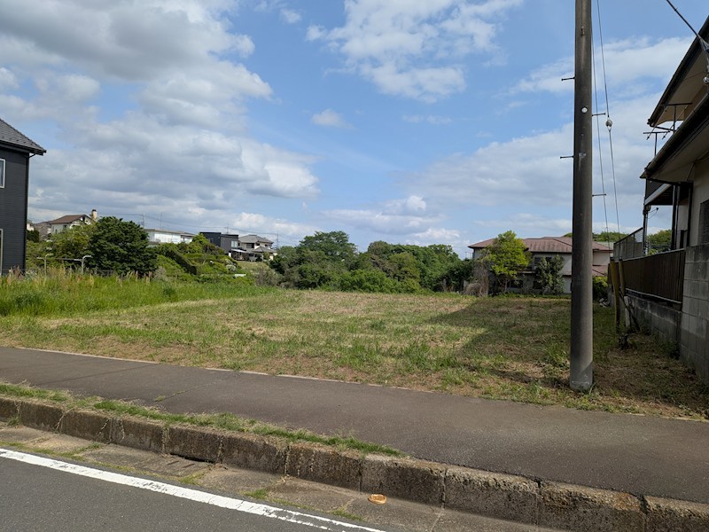 つくば市自由ヶ丘　土地 現地写真（前面道路含む現地写真）