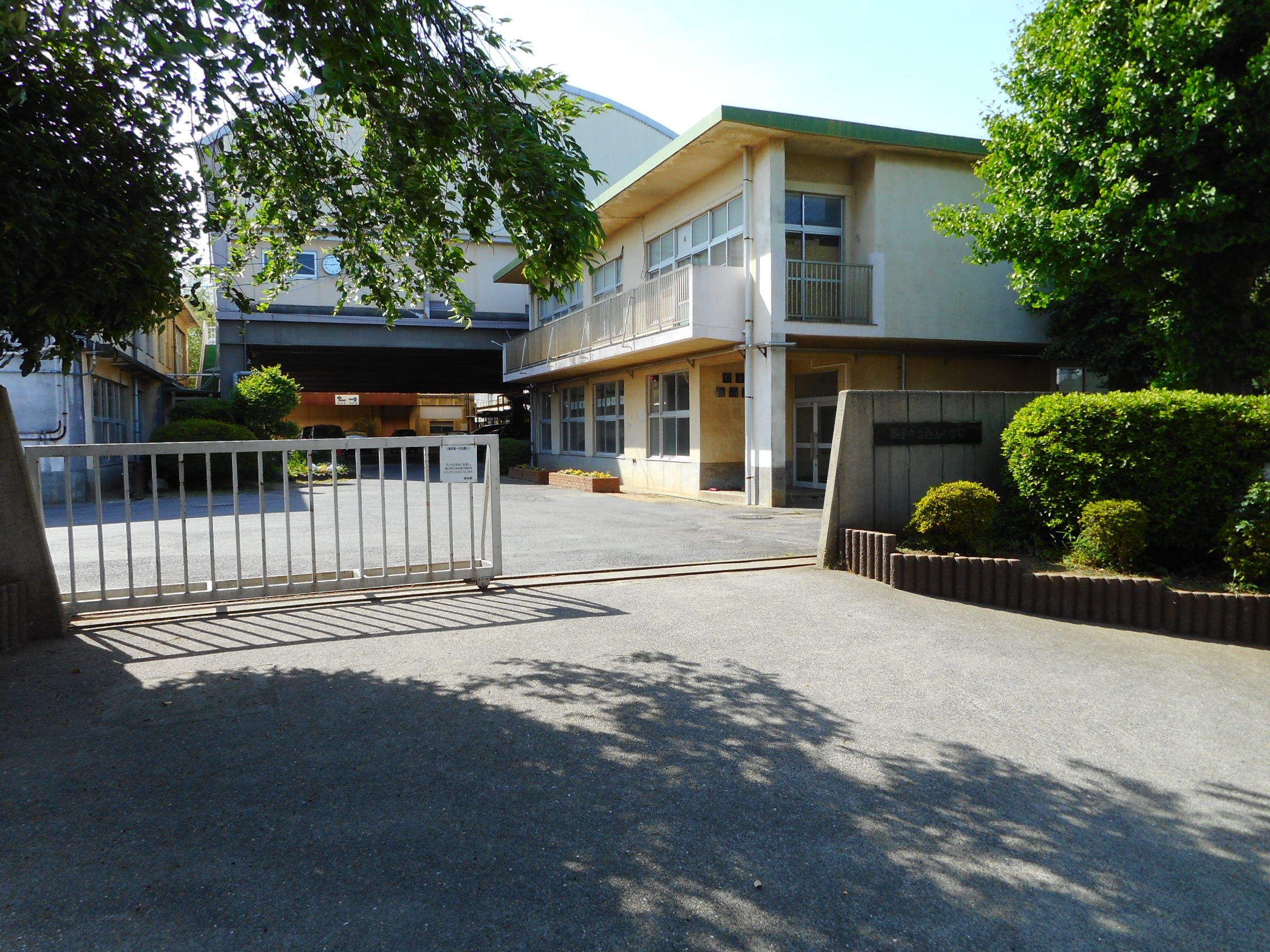 プレディアンスフォート取手  小学校