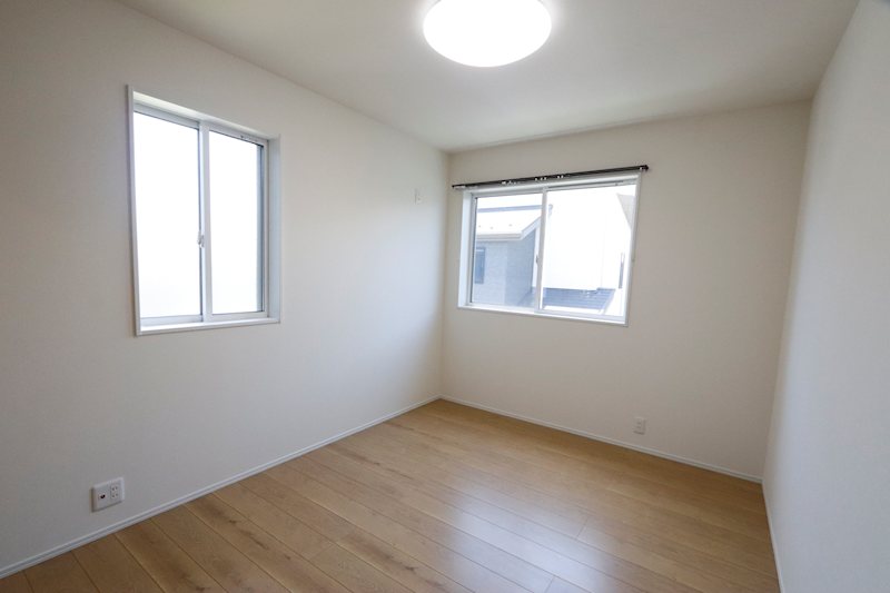 筑西市市野辺　中古戸建 内観写真（リビング以外の居室）