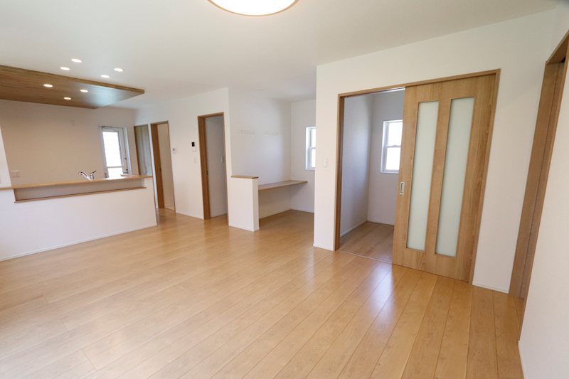 筑西市市野辺　中古戸建 内観写真（リビング）