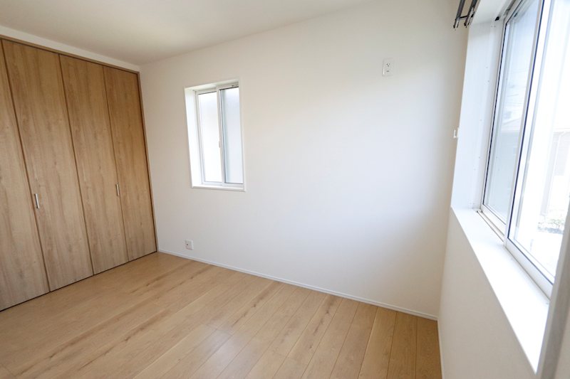 筑西市市野辺　中古戸建 内観写真（リビング以外の居室）