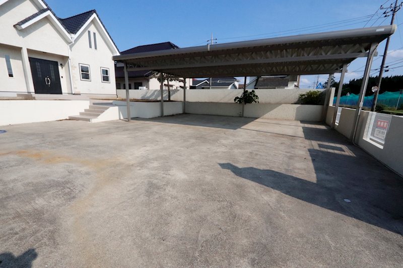 つくば市安食　中古戸建 現地写真（駐車場）