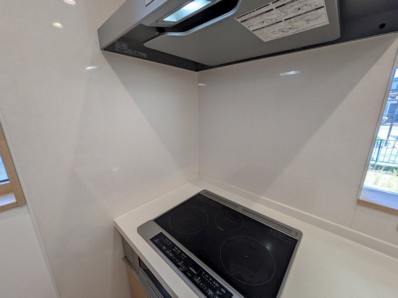稲敷郡阿見町岡崎２丁目　中古戸建 内観写真（キッチン）