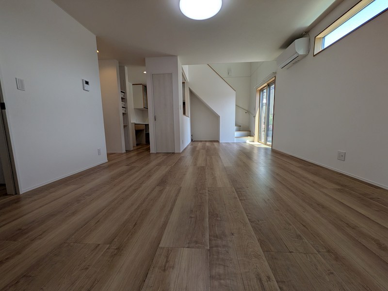 稲敷郡阿見町岡崎２丁目　中古戸建 内観写真（リビング）