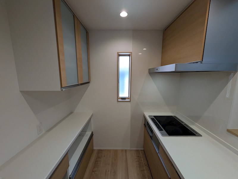 稲敷郡阿見町岡崎２丁目　中古戸建 内観写真（キッチン）