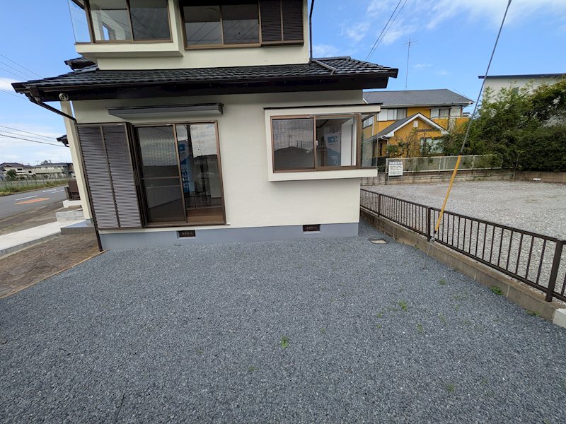 つくば市宝陽台　中古戸建 現地写真（庭）