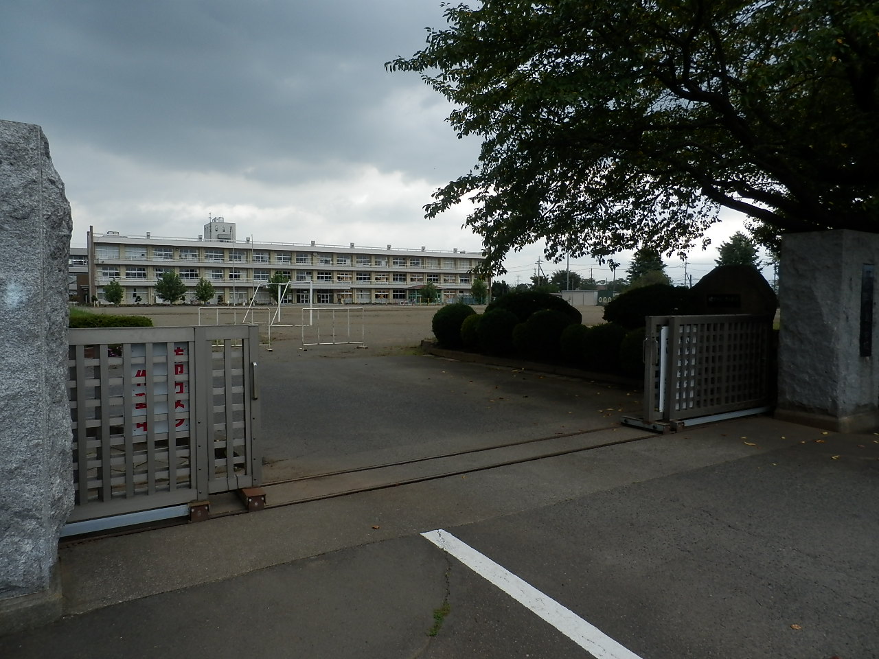 筑西市伊佐山24-2　土地 小学校